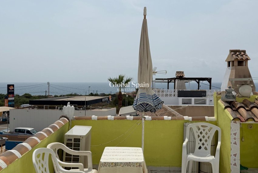 Revente - APPARTEMENT -
TORREVIEJA - Torreblanca