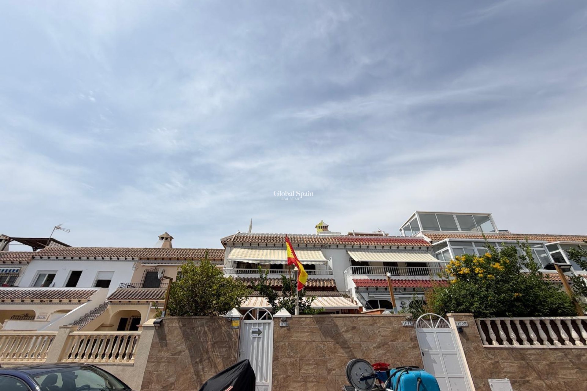 Revente - APPARTEMENT -
TORREVIEJA - Torreblanca