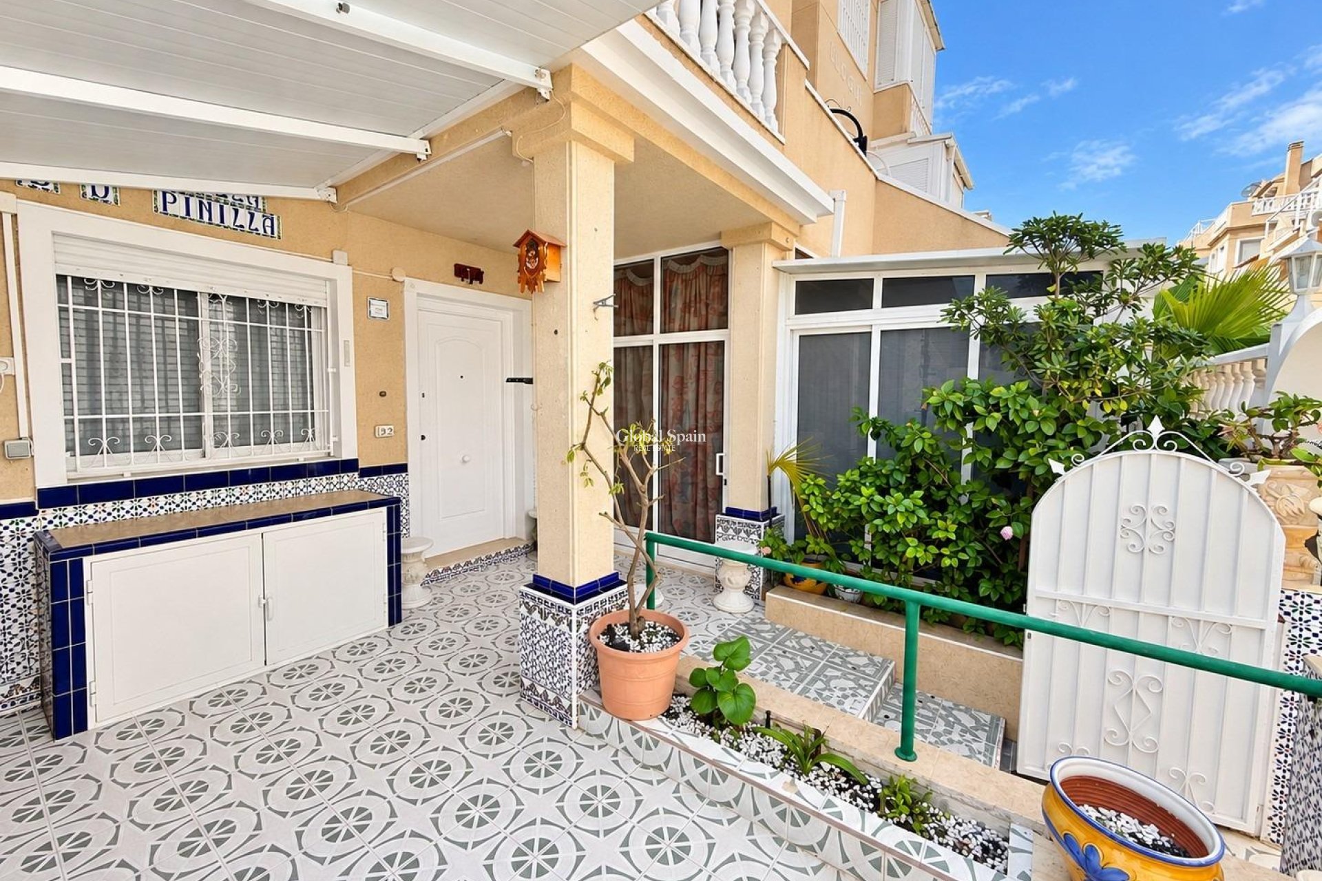 Revente - APPARTEMENT -
TORREVIEJA - Torreblanca