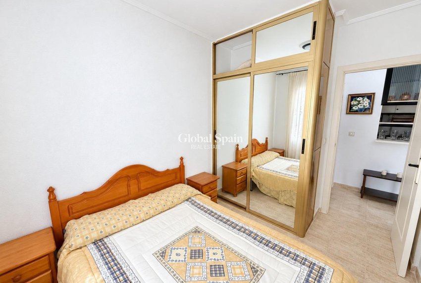 Revente - APPARTEMENT -
TORREVIEJA - Torreblanca