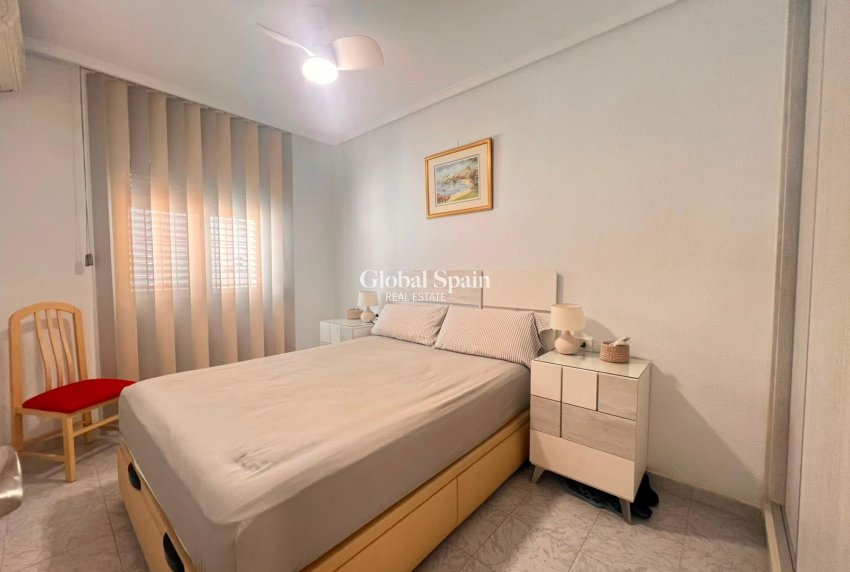 Revente - APPARTEMENT -
TORREVIEJA - Torrejón