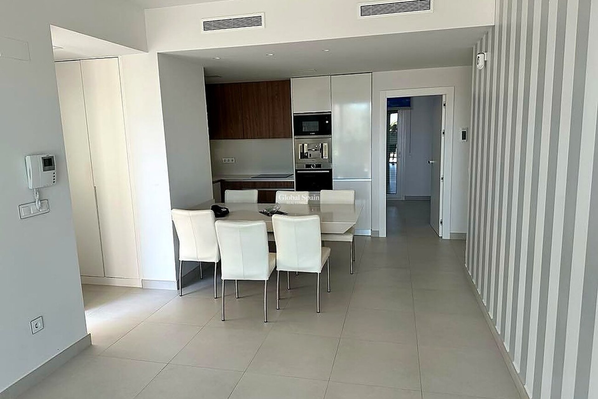 Revente - APPARTEMENT -
TORREVIEJA - Torreta Florida