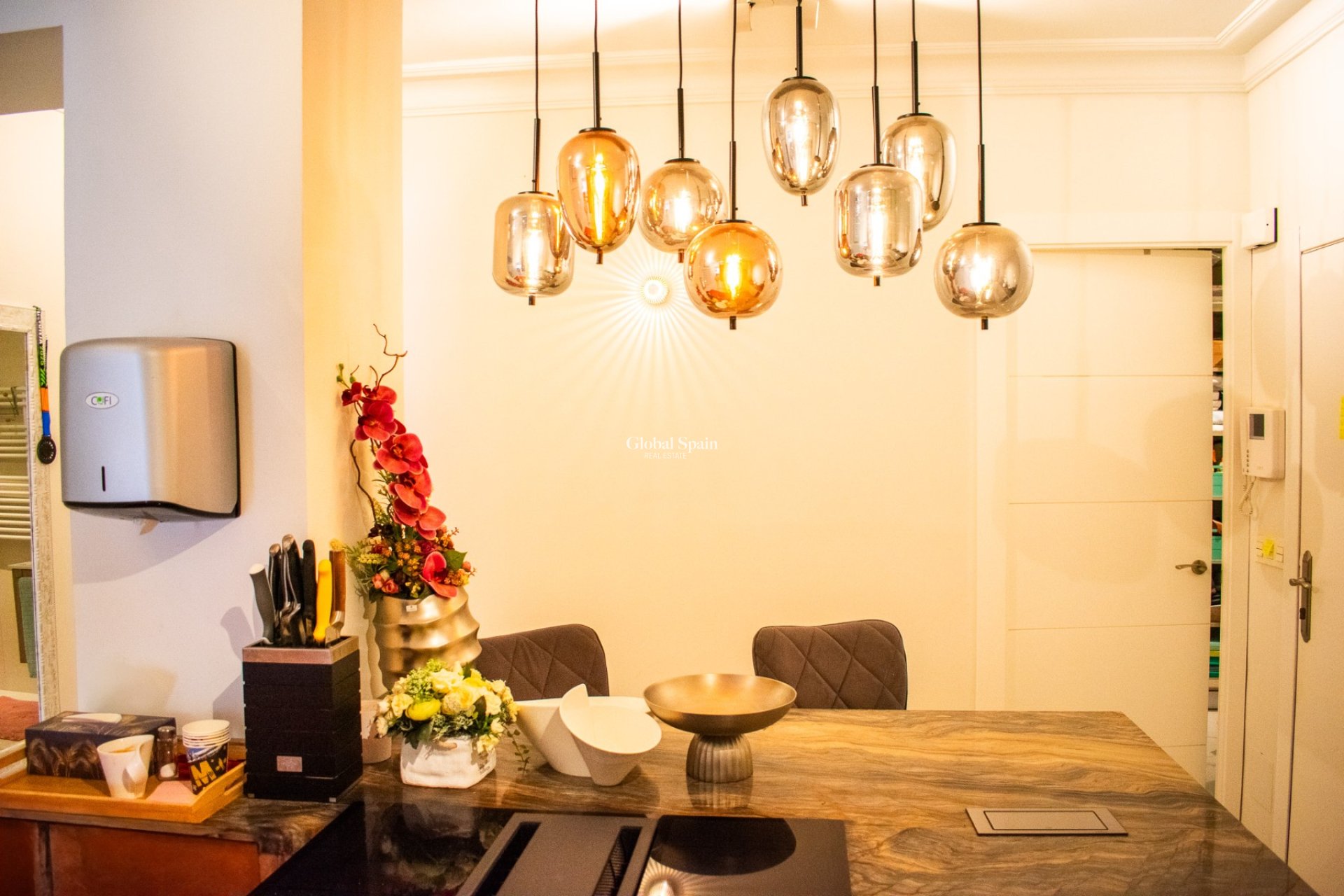 Revente - APPARTEMENT -
TORREVIEJA - Torrevieja Centro