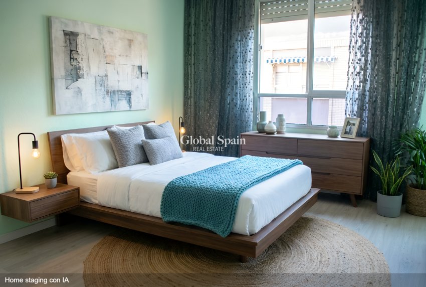 Revente - APPARTEMENT -
TORREVIEJA - Torrevieja Centro