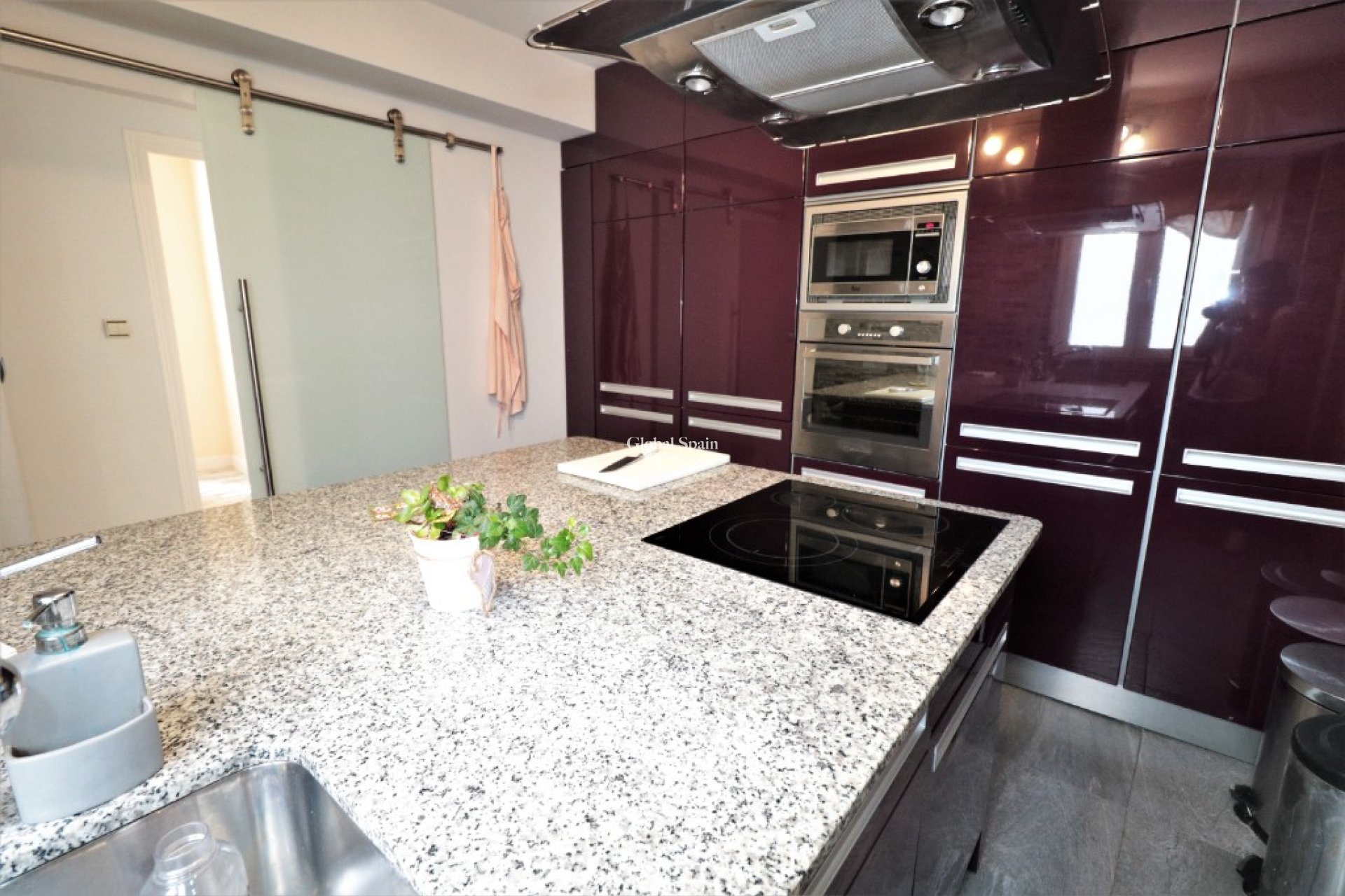 Revente - Appartement -
TORREVIEJA - Torrevieja