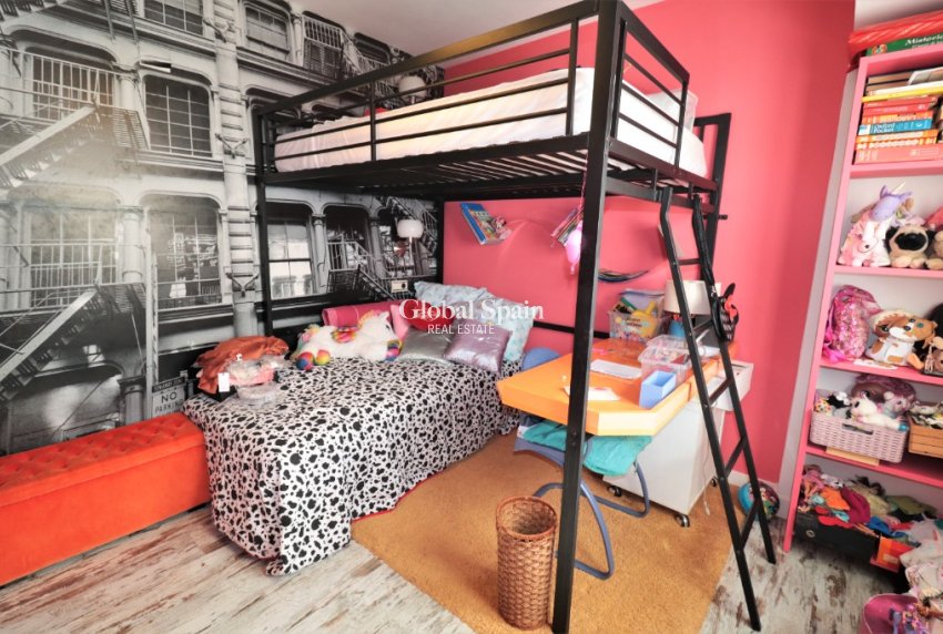 Revente - Appartement -
TORREVIEJA - Torrevieja