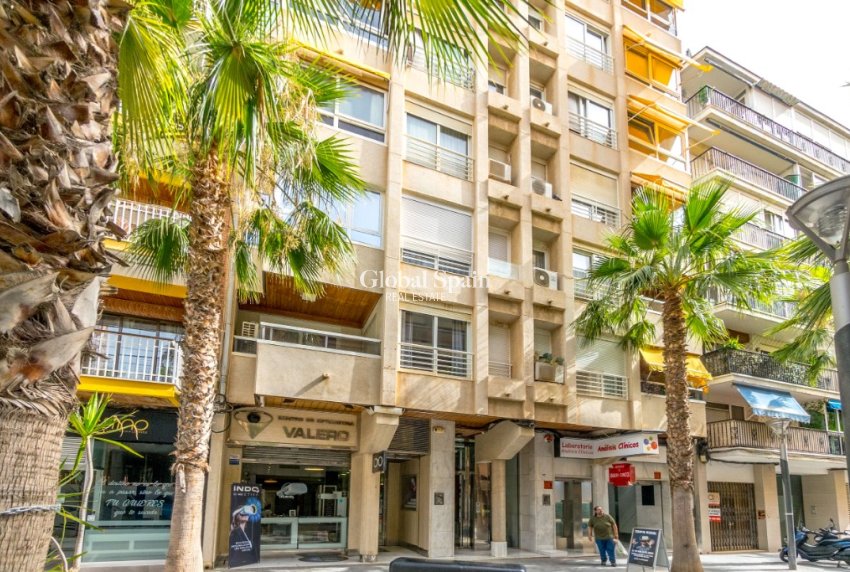 Revente - Appartement -
TORREVIEJA - Torrevieja
