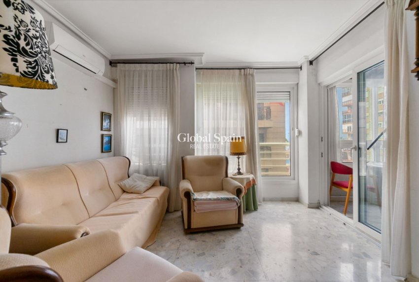 Revente - Appartement -
TORREVIEJA - Torrevieja