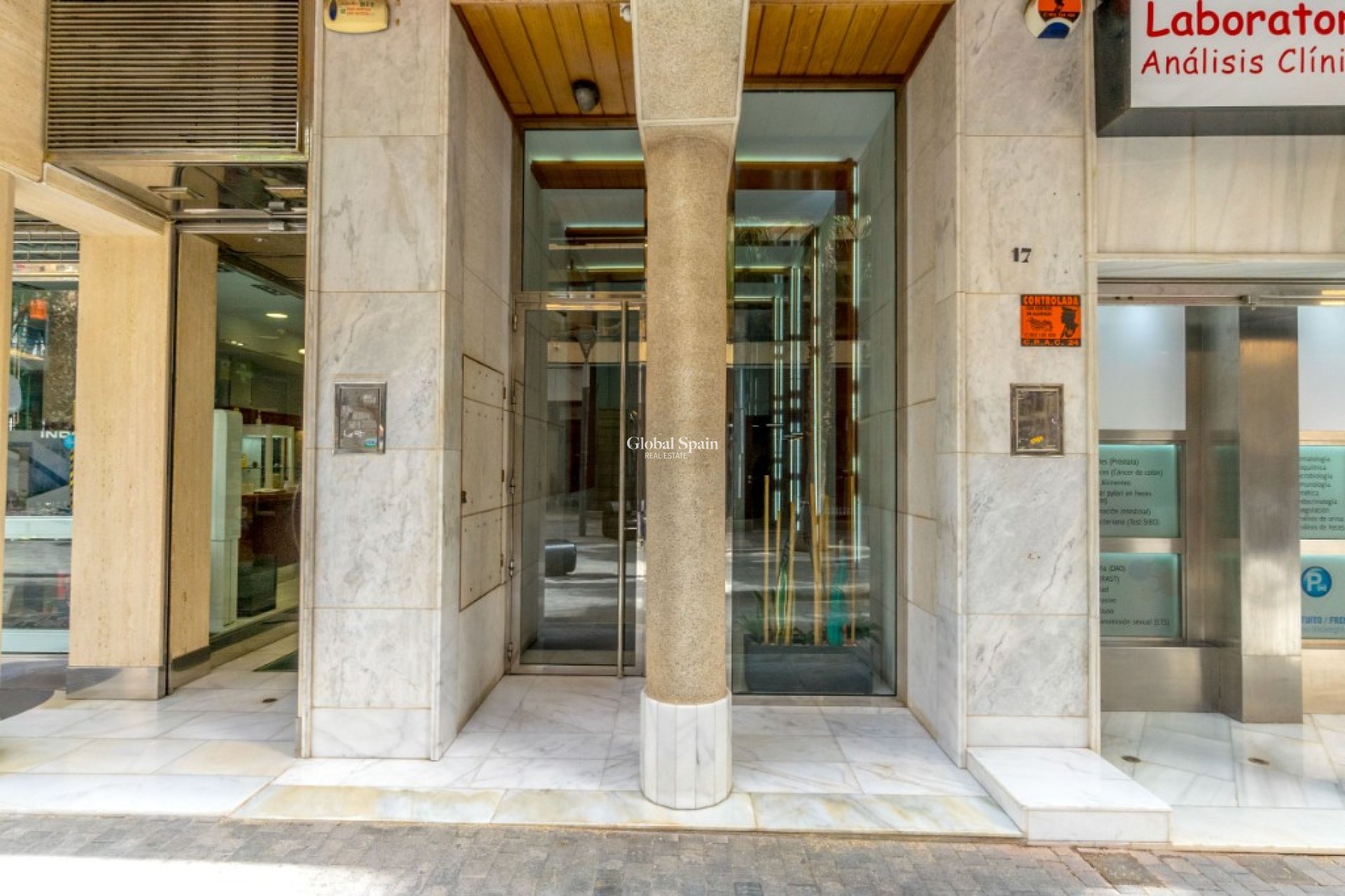 Revente - Appartement -
TORREVIEJA - Torrevieja