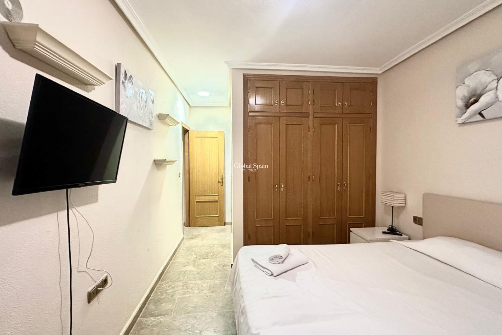 Revente - APPARTEMENT -
TORREVIEJA - Torrevieja