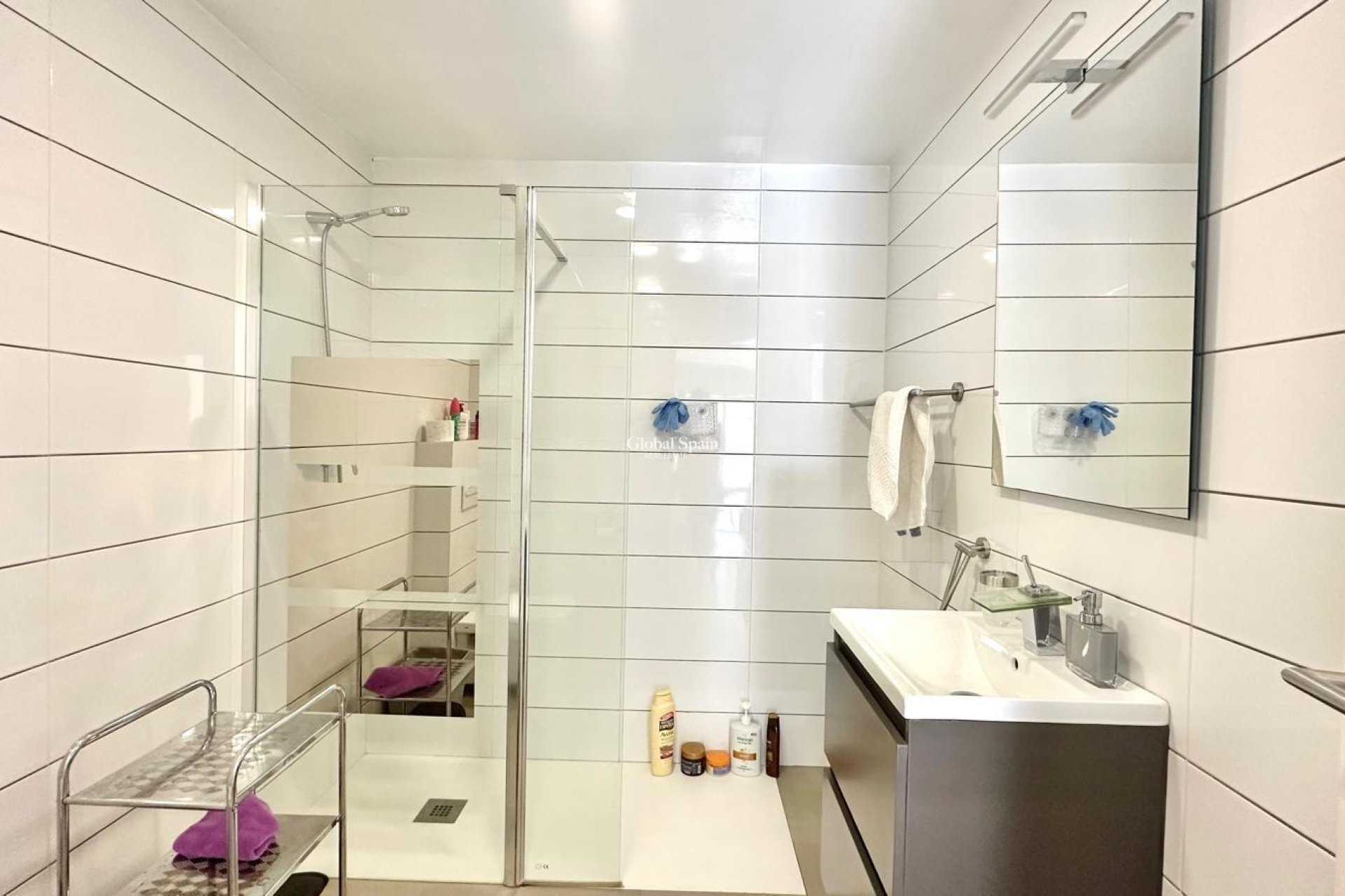 Revente - APPARTEMENT -
TORREVIEJA - Torrevieja