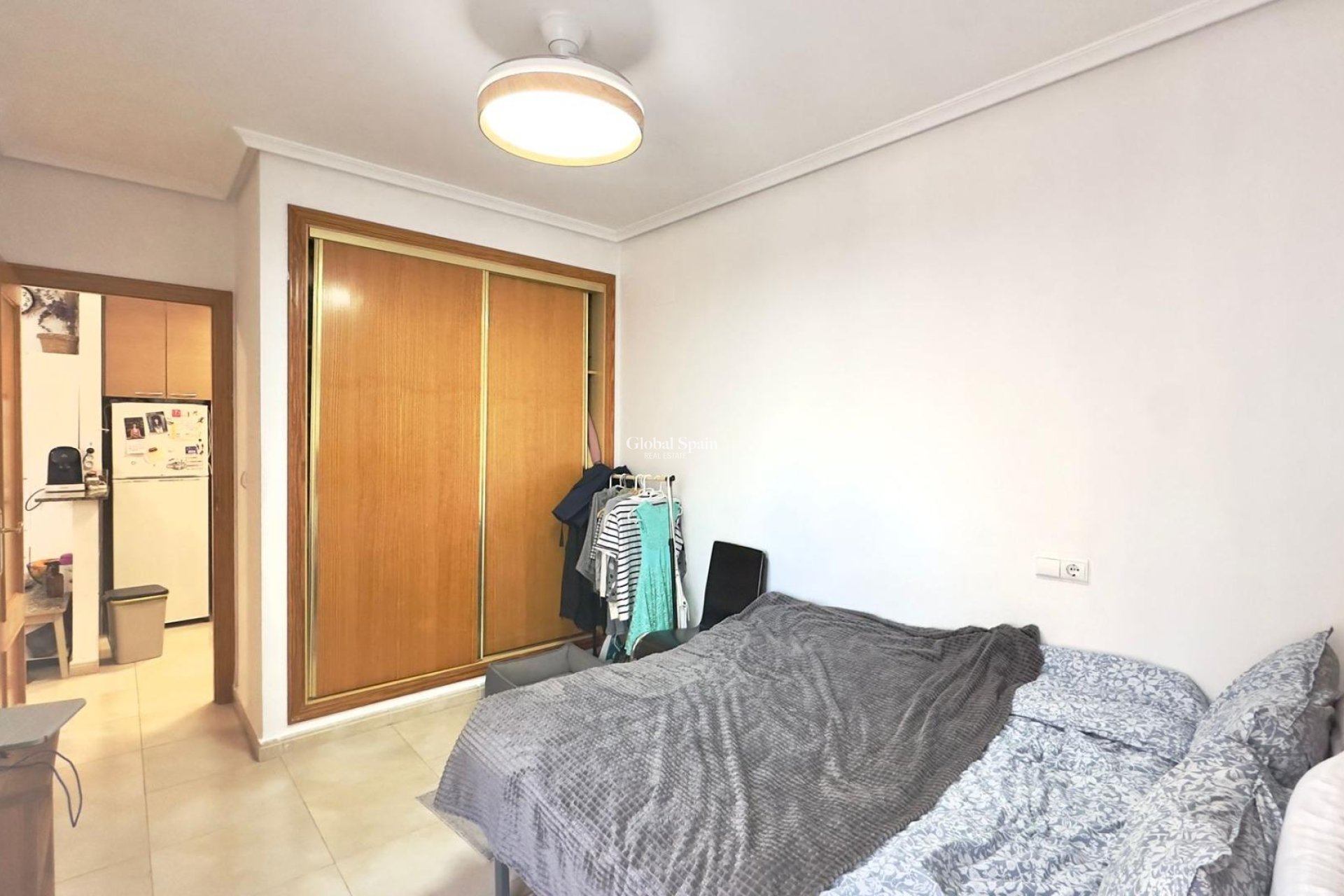 Revente - APPARTEMENT -
TORREVIEJA - Torrevieja