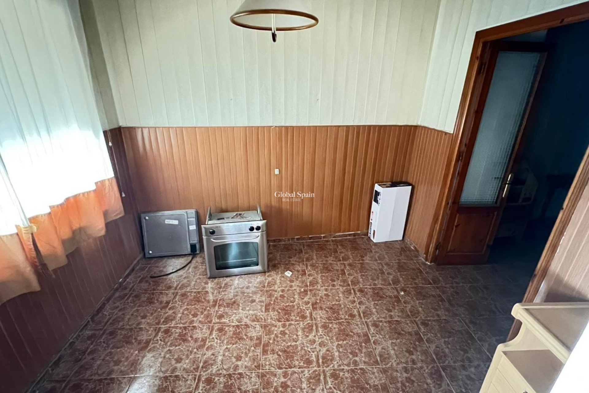 Revente - APPARTEMENT -
TORREVIEJA - Torrevieja