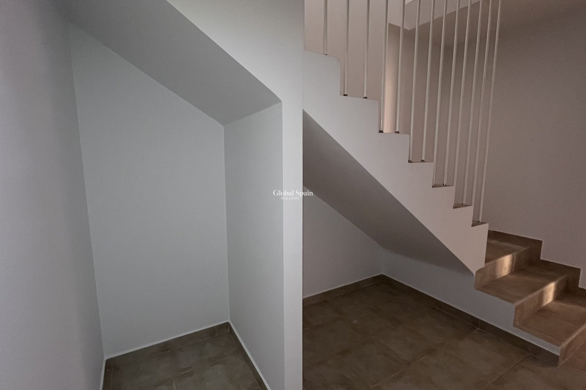 Revente - APPARTEMENT -
TORREVIEJA - Torrevieja