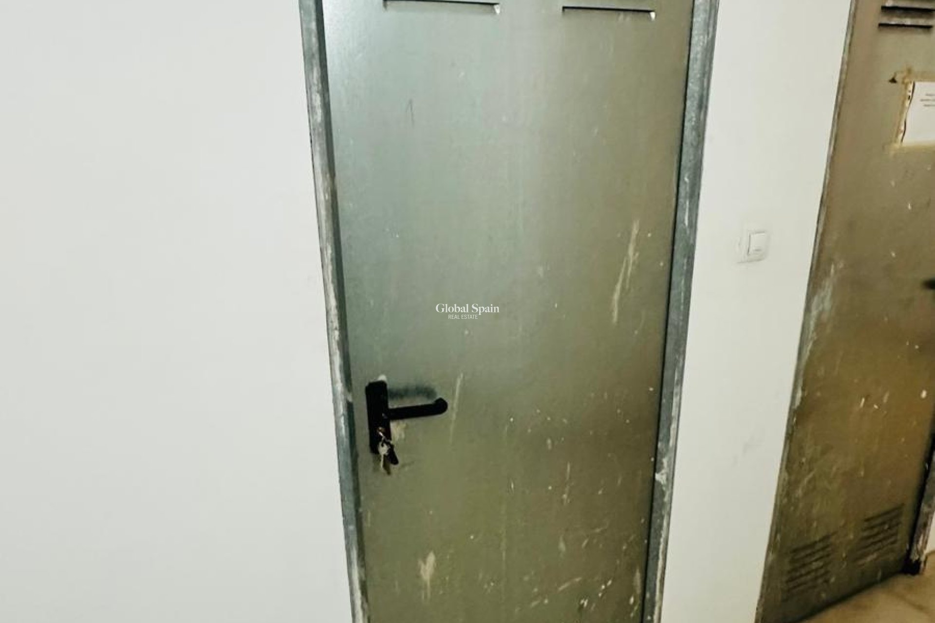 Revente - APPARTEMENT -
TORREVIEJA - Torrevieja