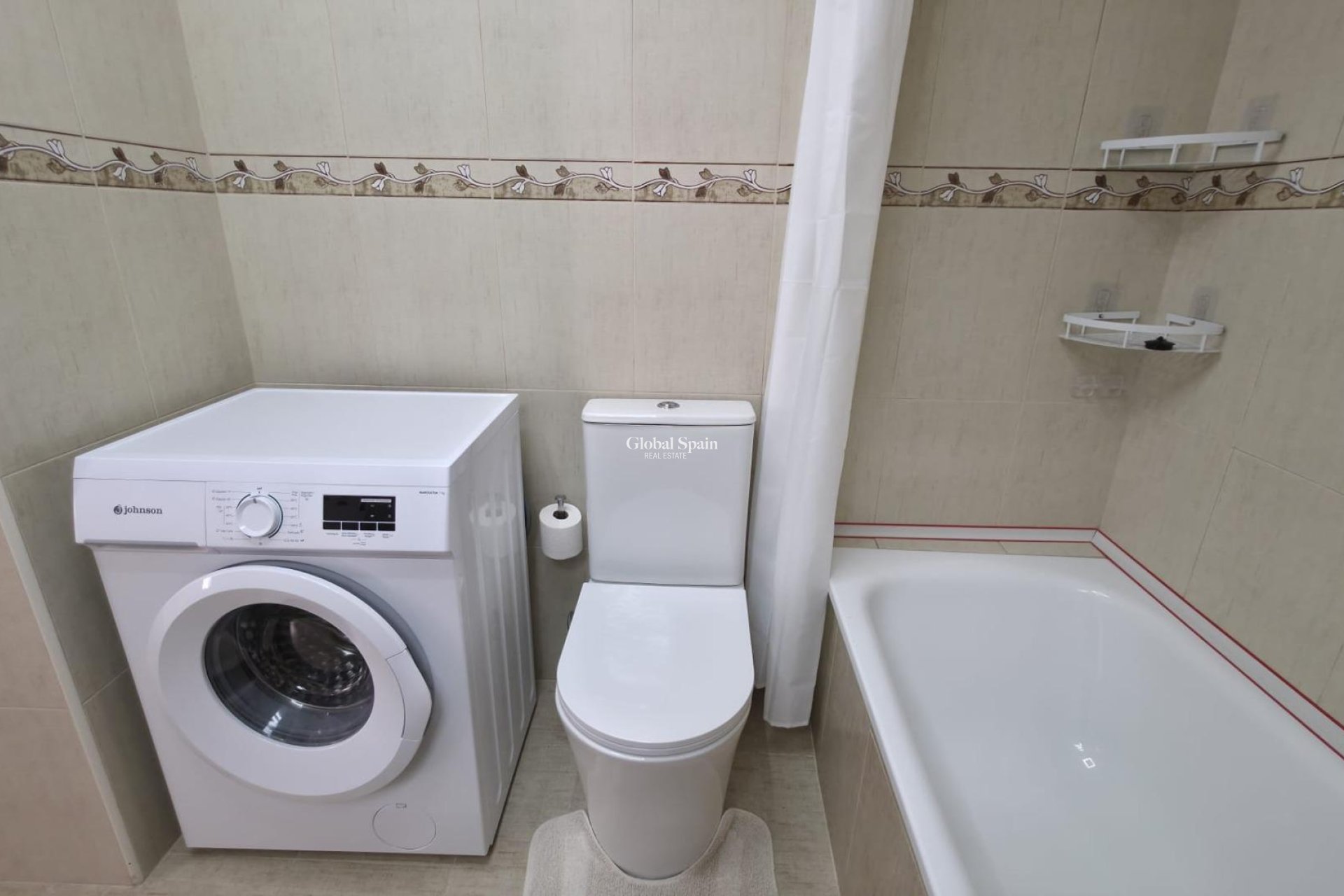 Revente - APPARTEMENT -
TORREVIEJA - Torrevieja