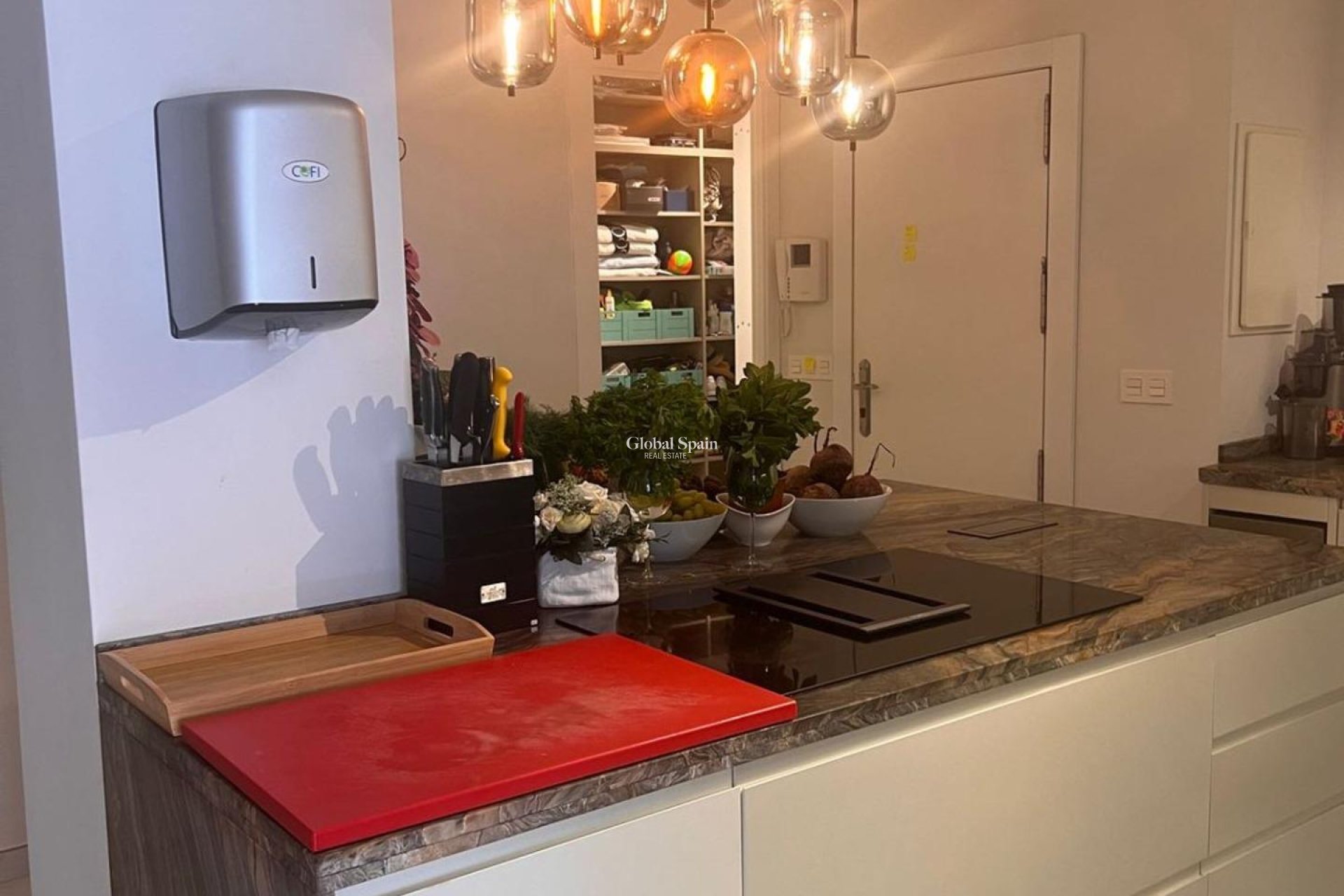 Revente - APPARTEMENT -
TORREVIEJA - Torrevieja