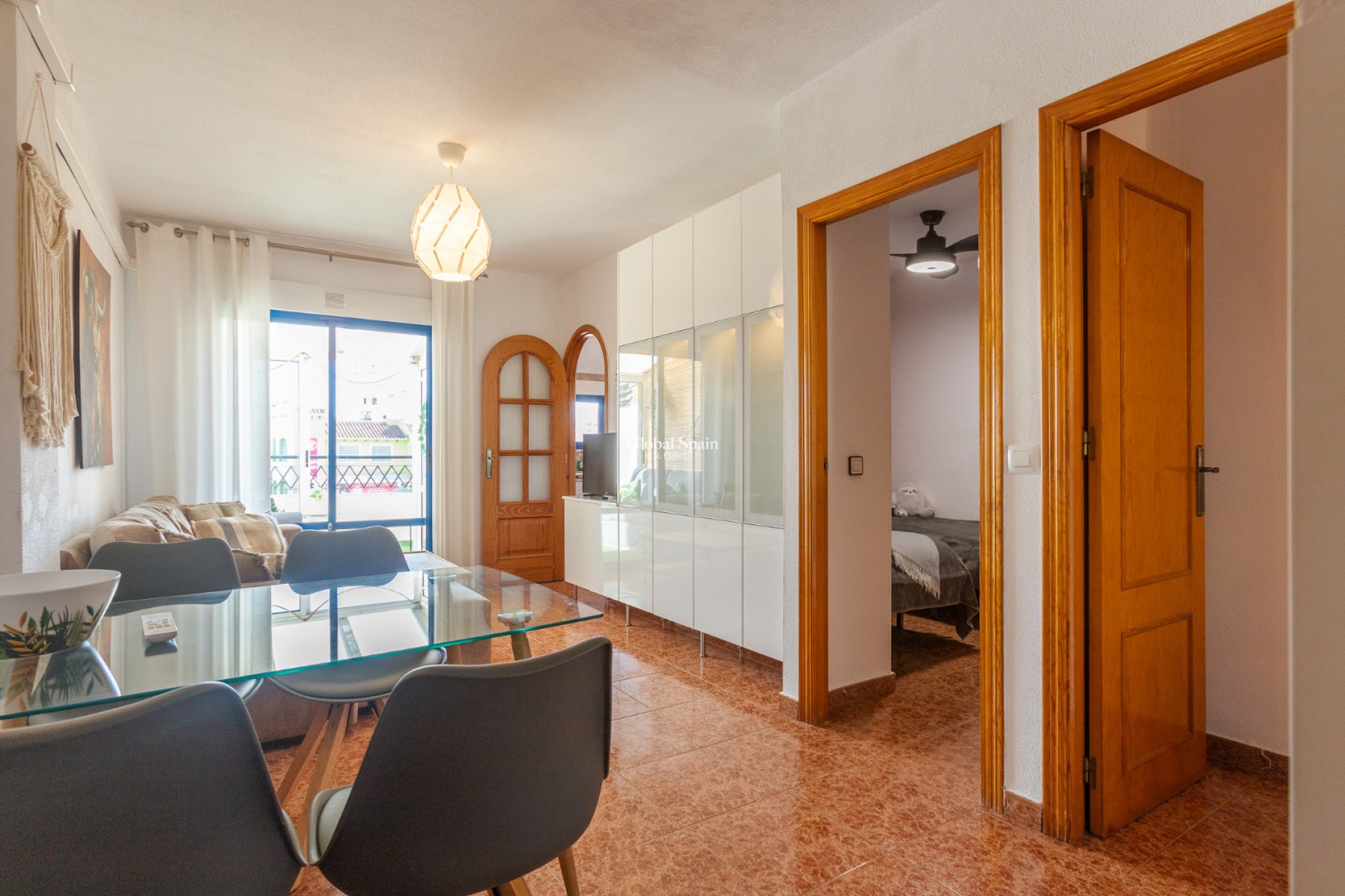 Revente - APPARTEMENT -
TORREVIEJA - Torrevieja