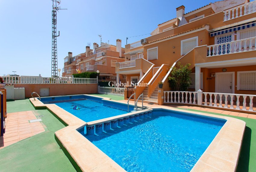 Revente - Appartement -
TORREVIEJA - Torrevieja