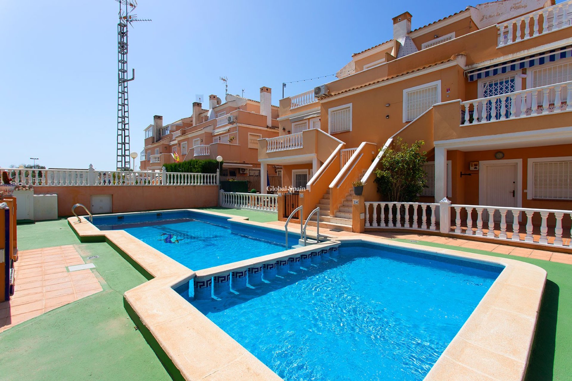 Revente - Appartement -
TORREVIEJA - Torrevieja