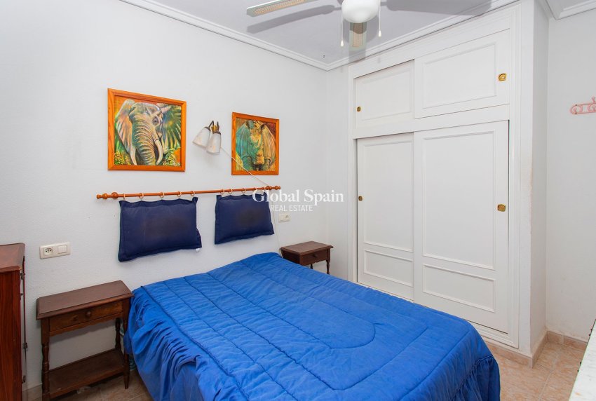 Revente - Appartement -
TORREVIEJA - Torrevieja