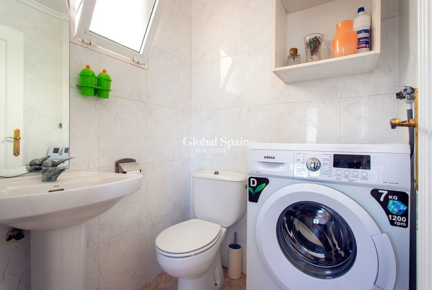 Revente - Appartement -
TORREVIEJA - Torrevieja