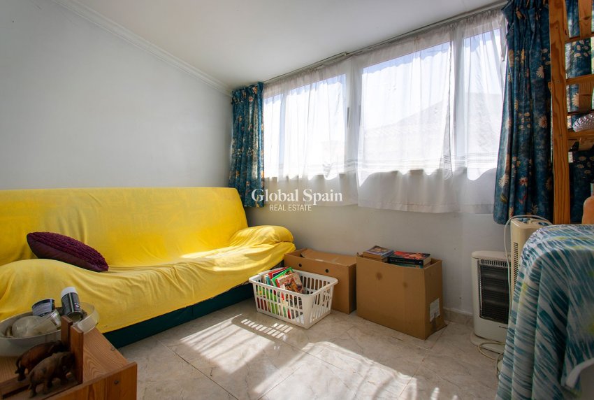 Revente - Appartement -
TORREVIEJA - Torrevieja