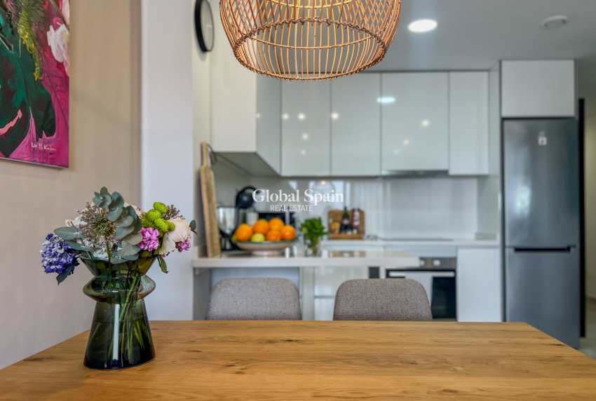 Revente - Appartement -
TORREVIEJA - Torrevieja