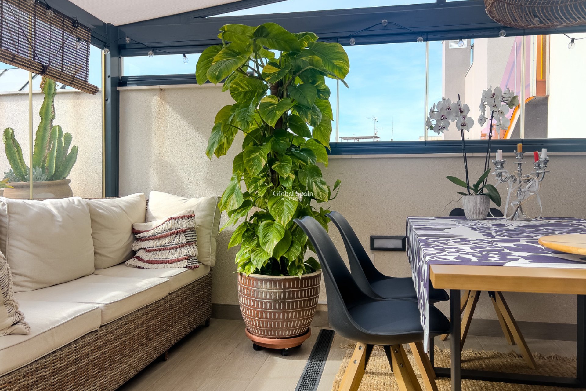 Revente - Appartement -
TORREVIEJA - Torrevieja