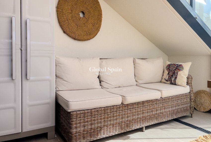 Revente - Appartement -
TORREVIEJA - Torrevieja