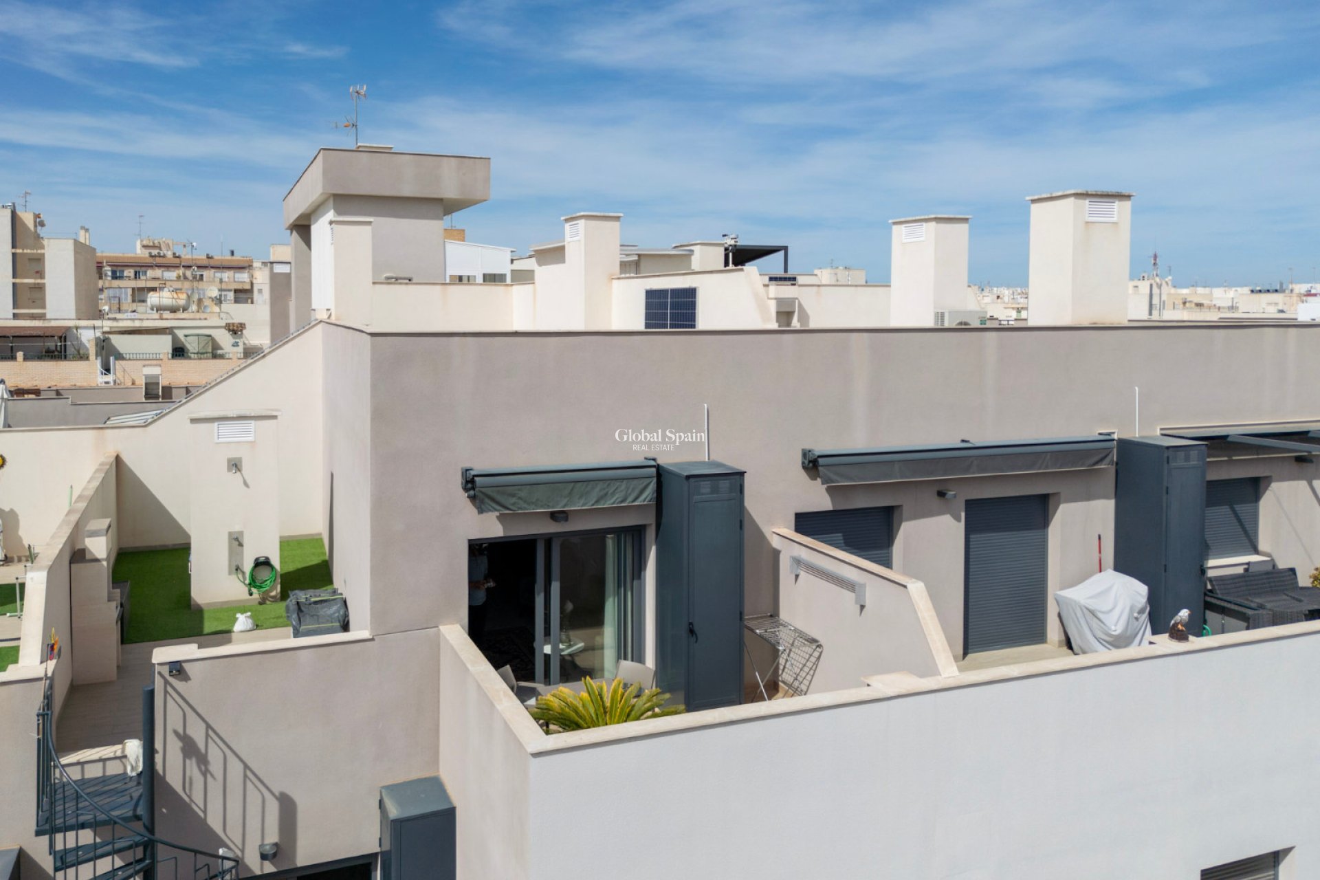 Revente - Appartement -
TORREVIEJA - Torrevieja