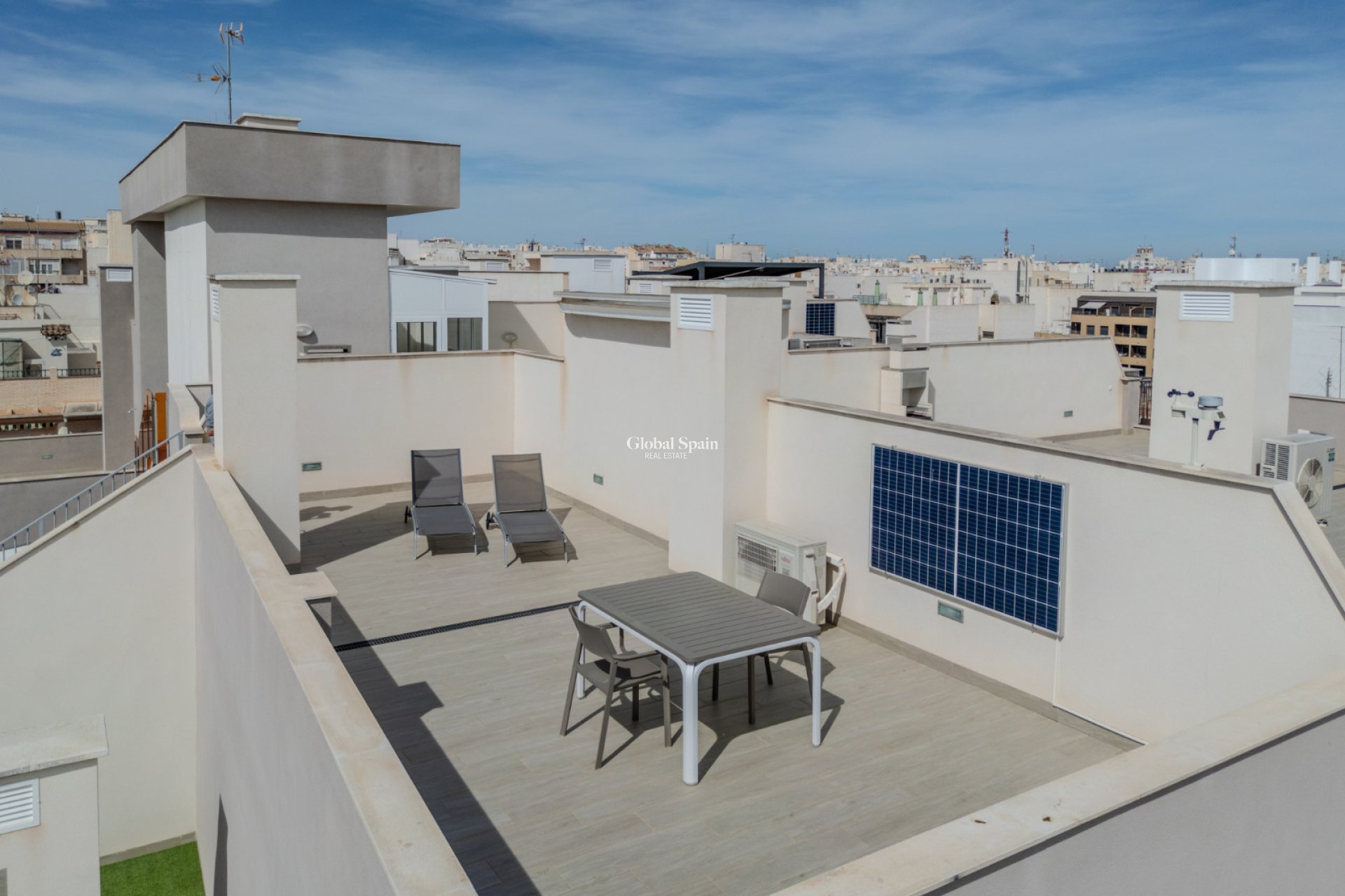 Revente - Appartement -
TORREVIEJA - Torrevieja