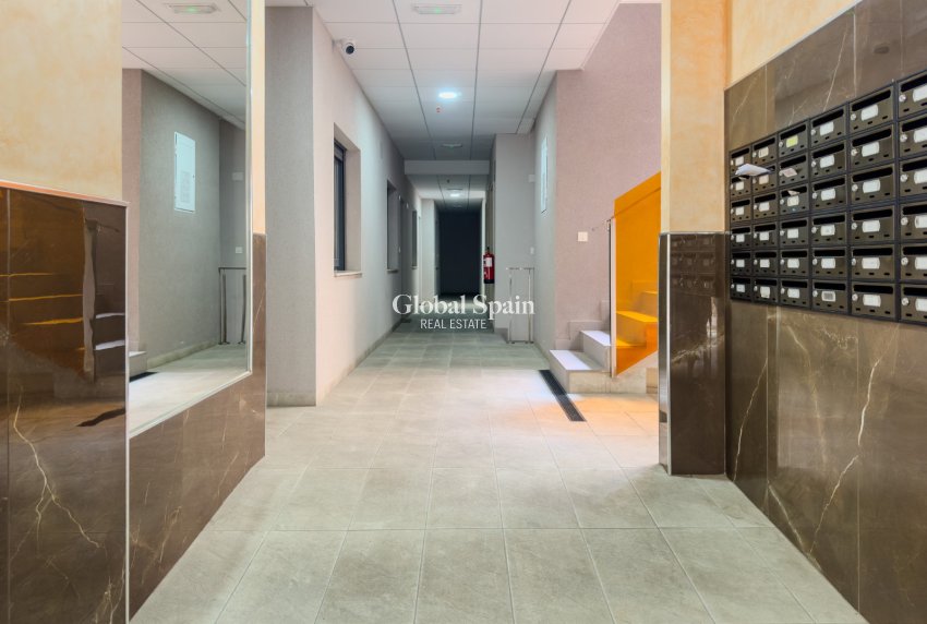 Revente - Appartement -
TORREVIEJA - Torrevieja