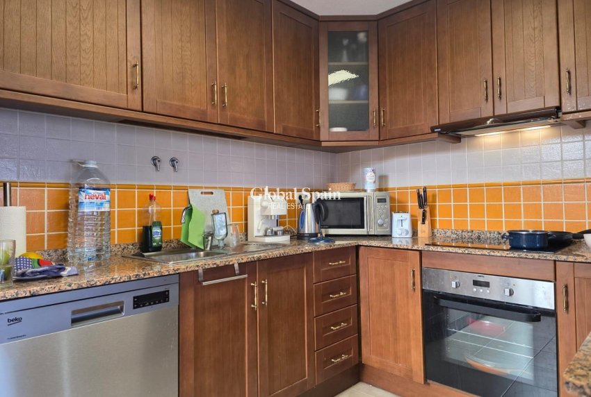 Revente - APPARTEMENT -
TORREVIEJA - Zona Los Frutales