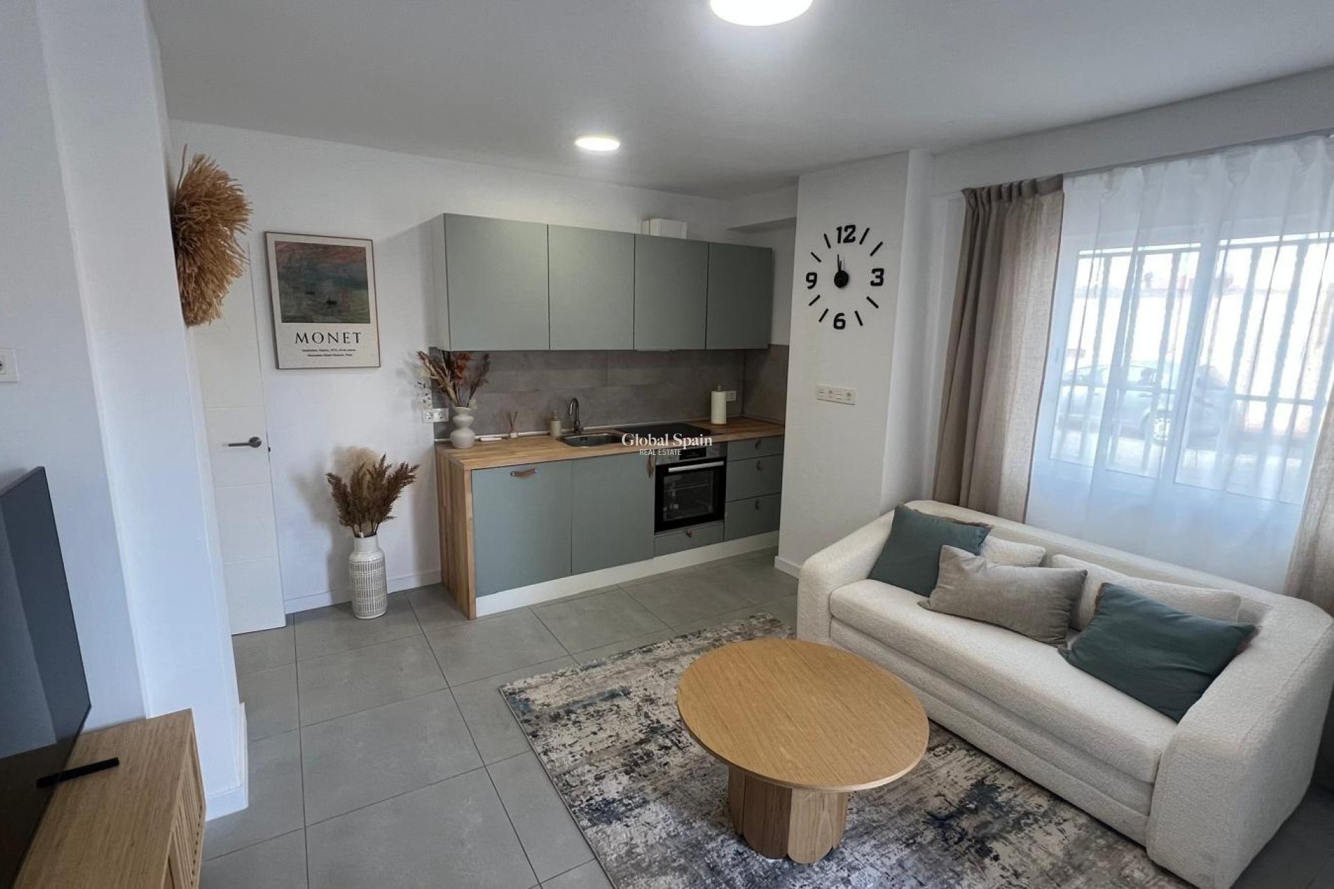 Revente - APPARTEMENT -
TORREVIEJA - Zona Los Frutales