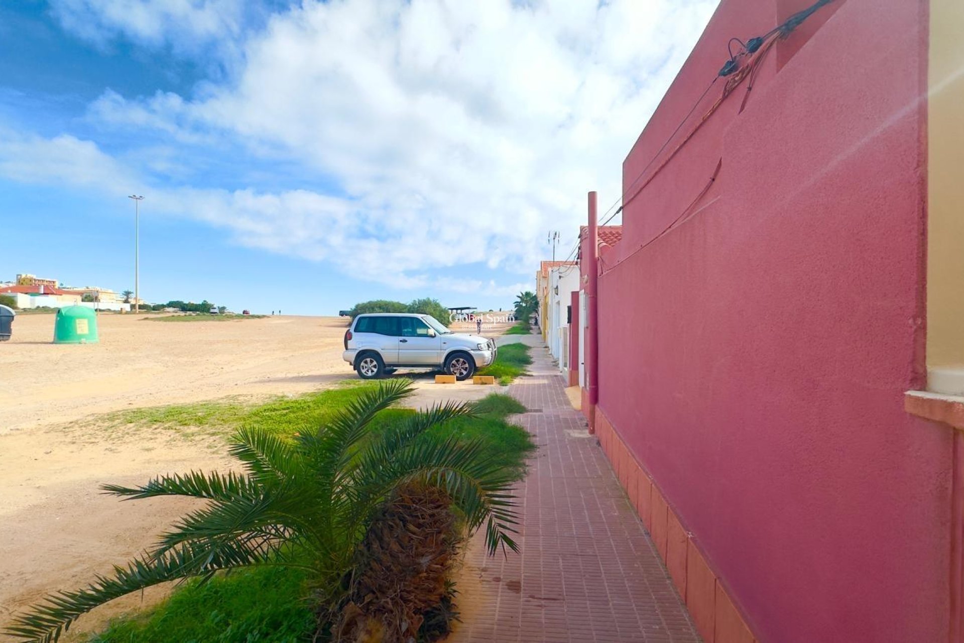 Revente - APPARTEMENT -
TORREVIEJA - Zona Los Frutales