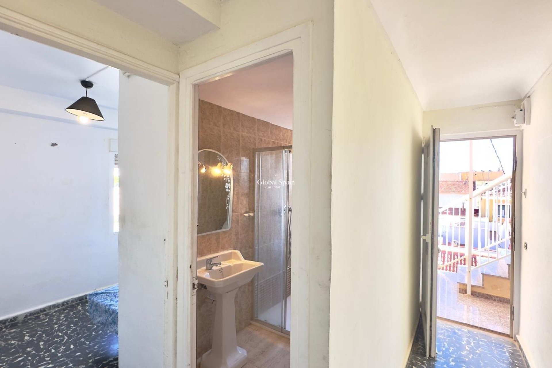 Revente - APPARTEMENT -
TORREVIEJA - Zona Los Frutales