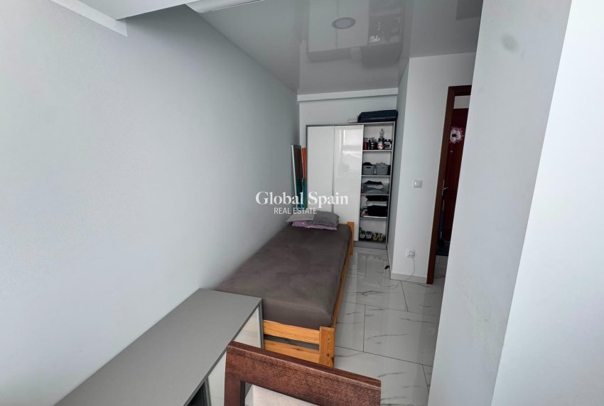 Revente - APPARTEMENT -
TORREVIEJA - Zona Los Frutales