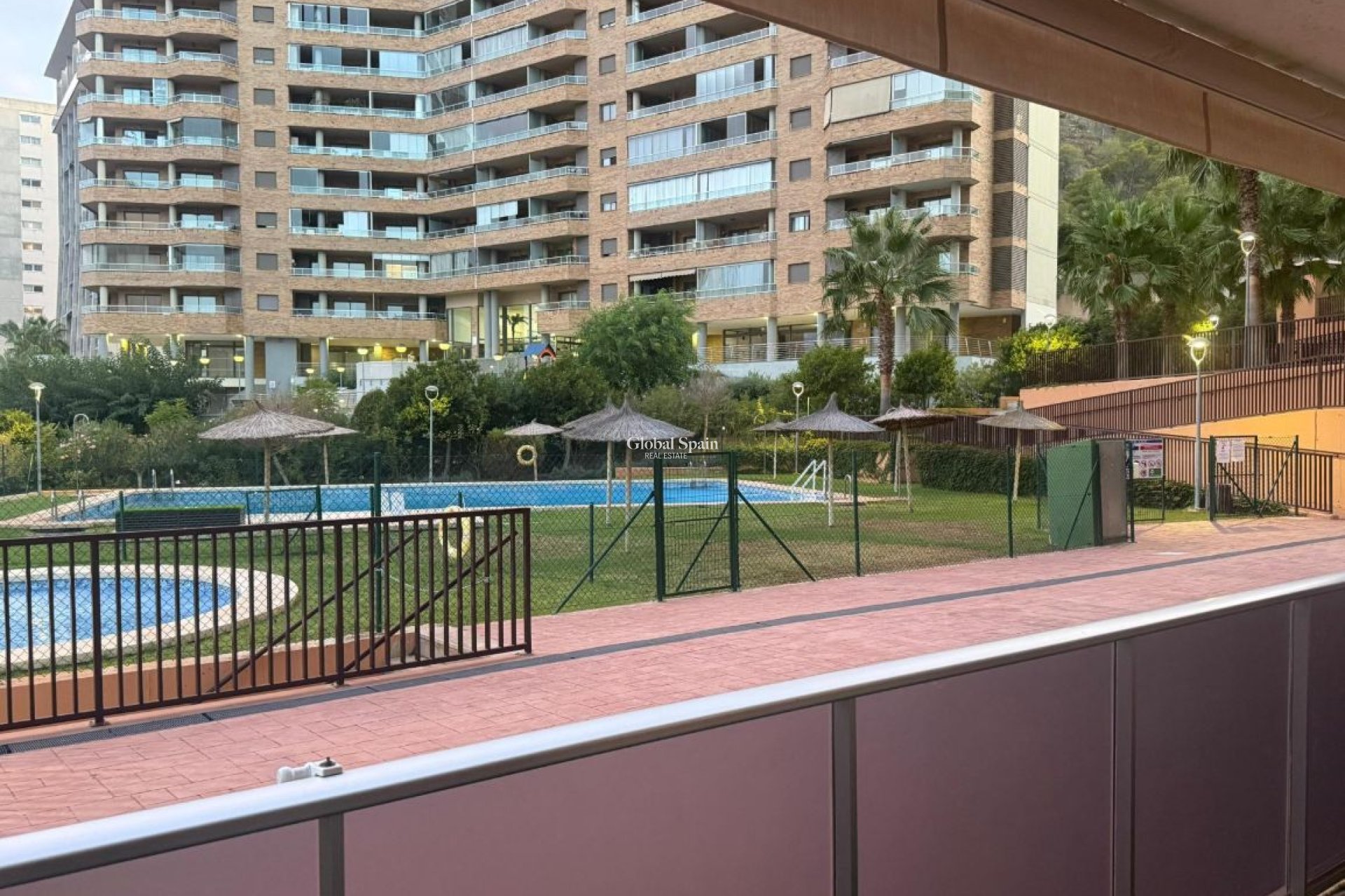 Revente - APPARTEMENT -
VILLAJOYOSA - Costa Blanca