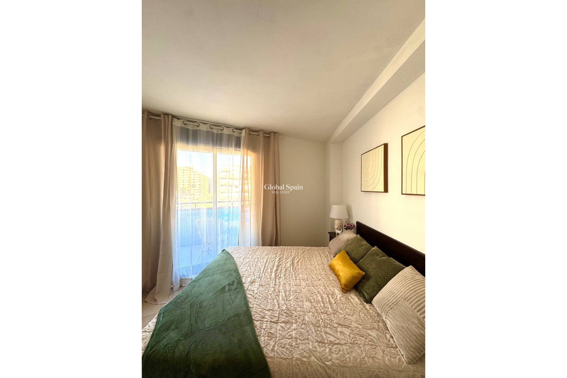 Revente - APPARTEMENT -
VILLAJOYOSA - Costa Blanca