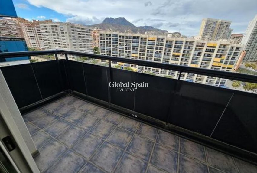 Revente - APPARTEMENT -
VILLAJOYOSA - Costa Blanca