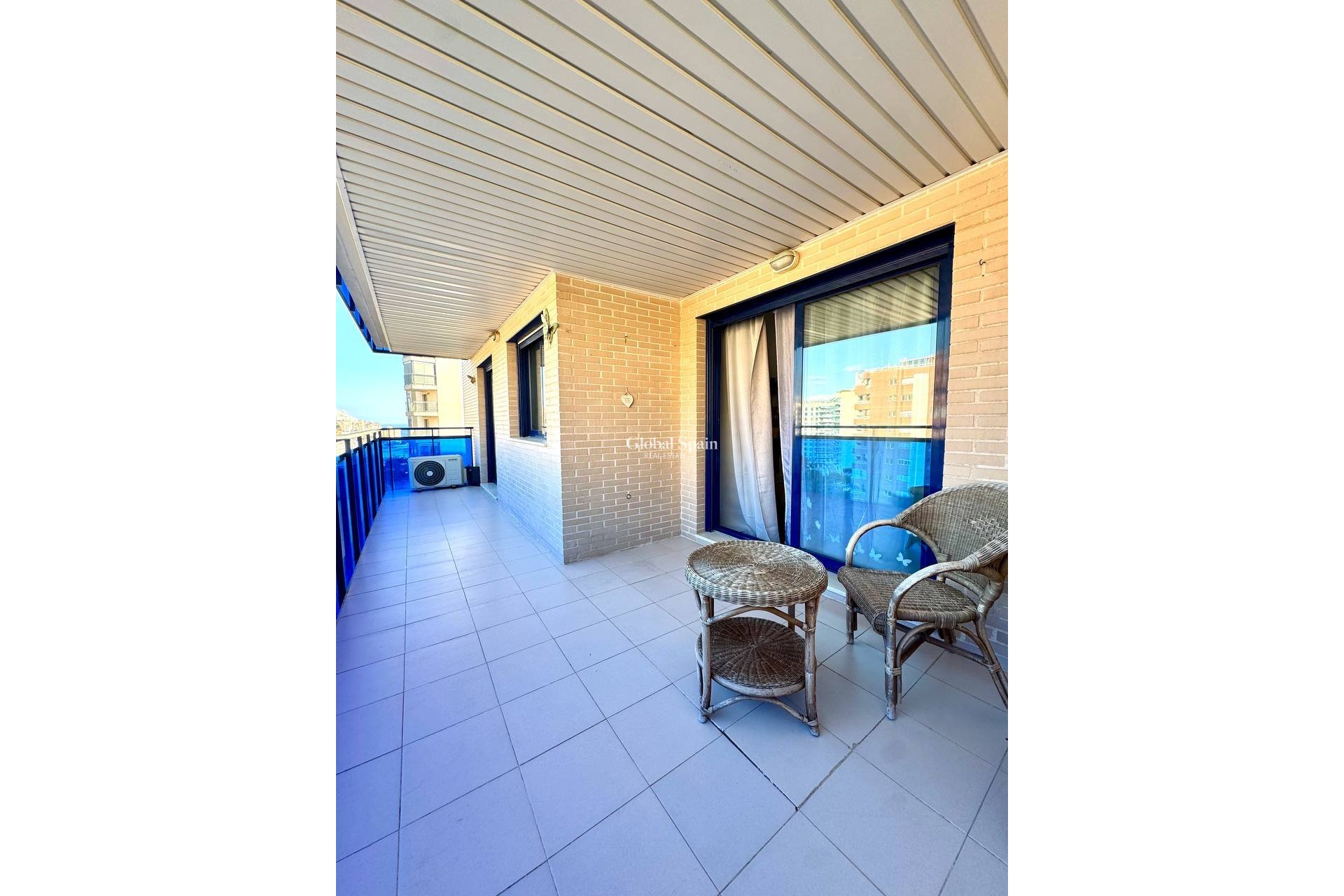 Revente - APPARTEMENT -
VILLAJOYOSA - Costa Blanca