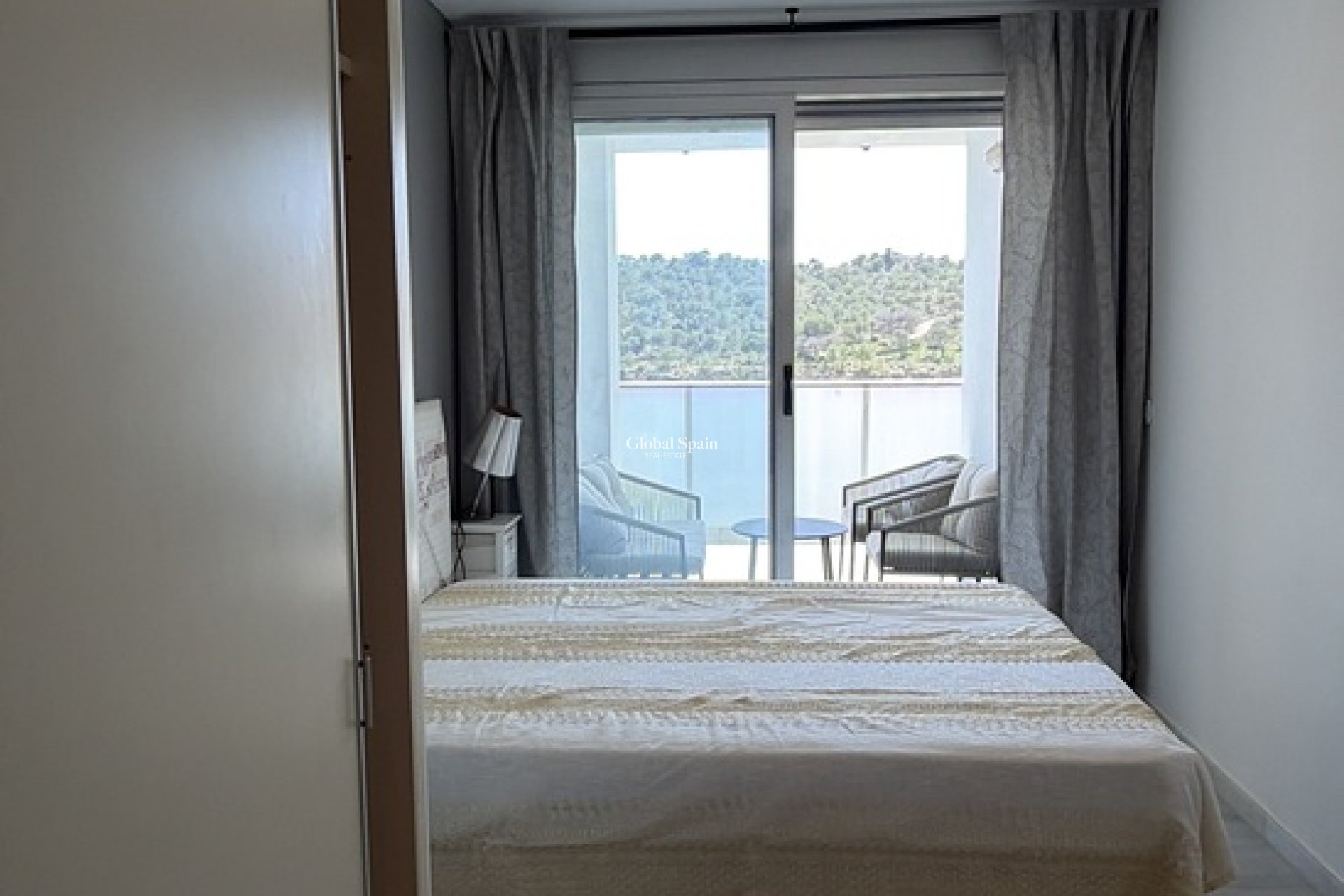 Revente - APPARTEMENT -
VILLAJOYOSA - Finestrat