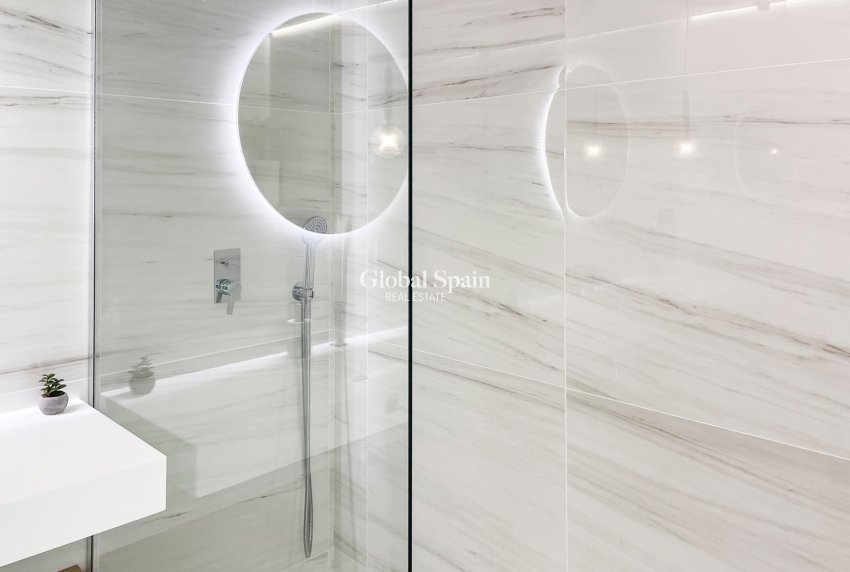 Revente - Appartement -
VILLAJOYOSA - Playas Del Torres