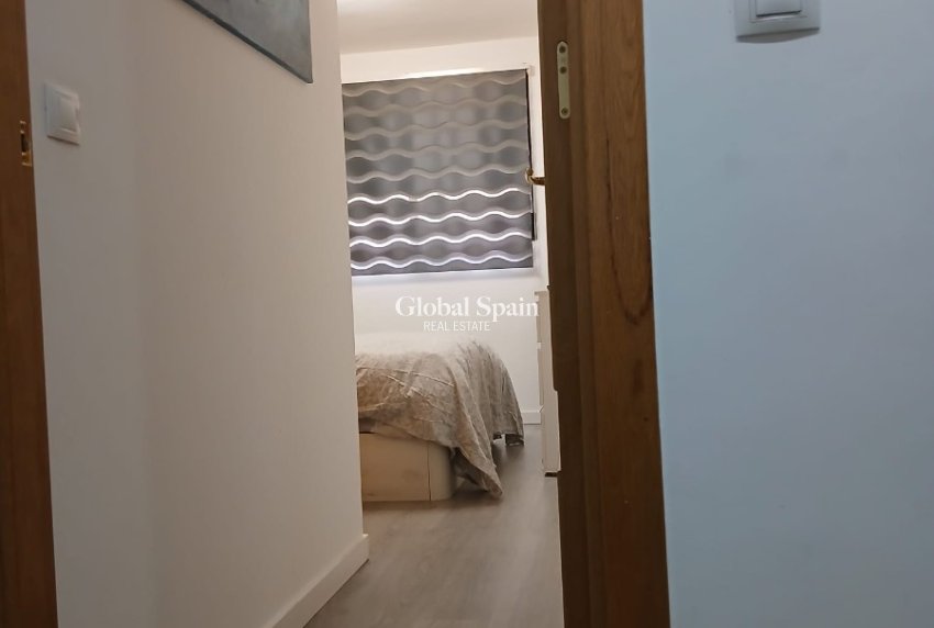 Revente - APPARTEMENT -
VILLAJOYOSA - Villajoyosa