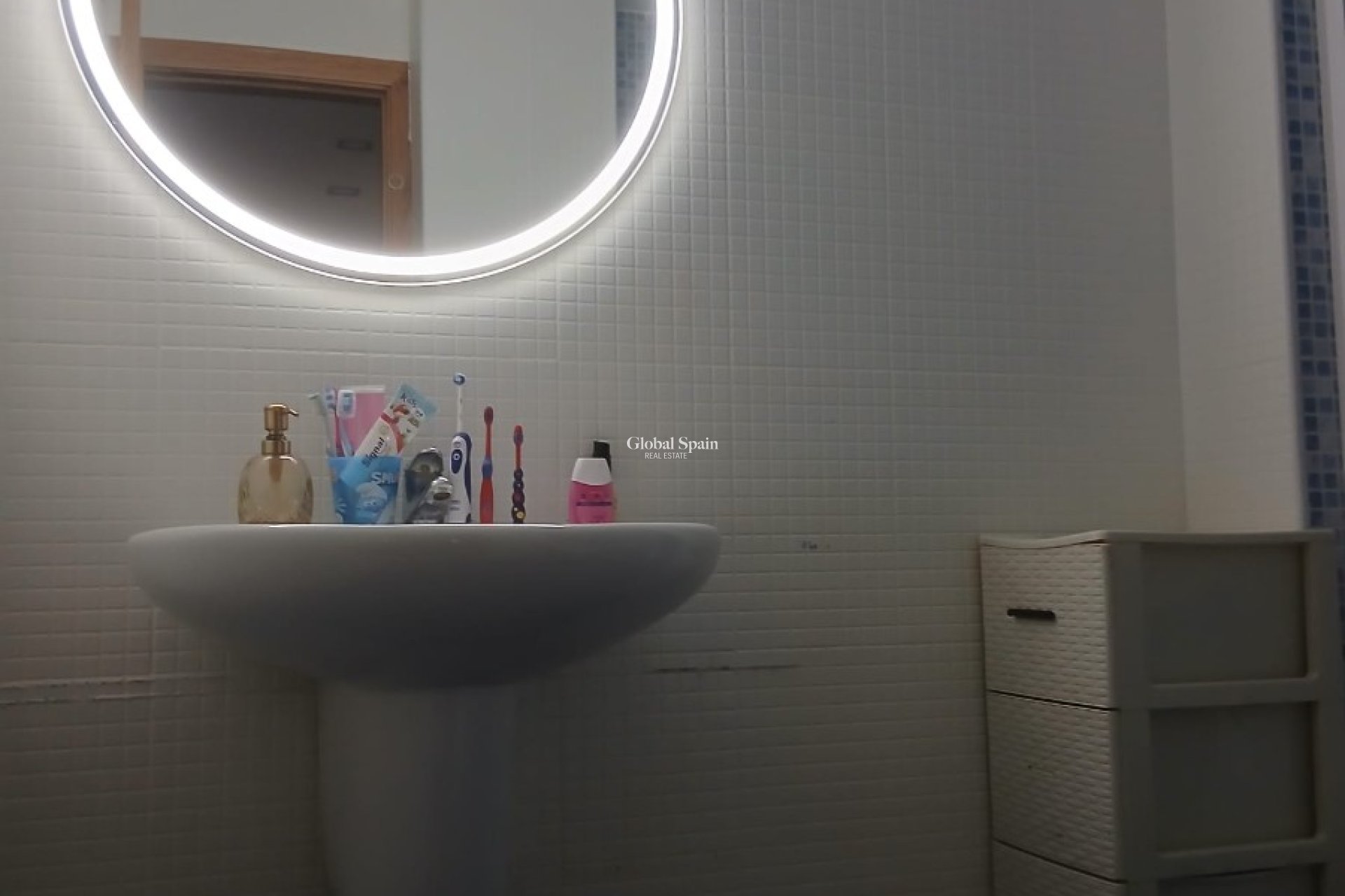 Revente - APPARTEMENT -
VILLAJOYOSA - Villajoyosa