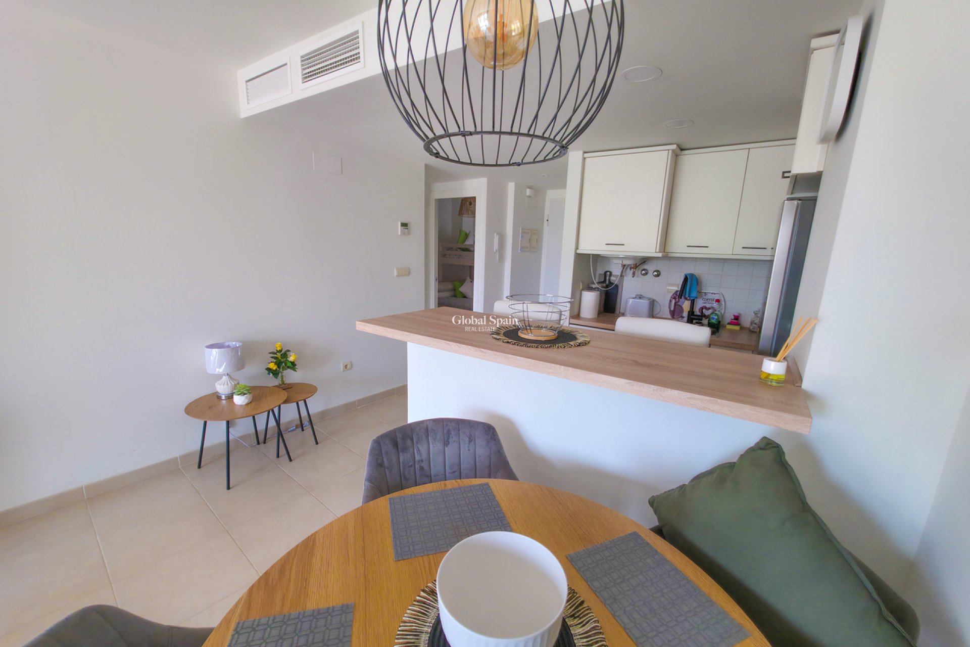 Revente - APPARTEMENT -
VILLAMARTÍN - Costa Blanca