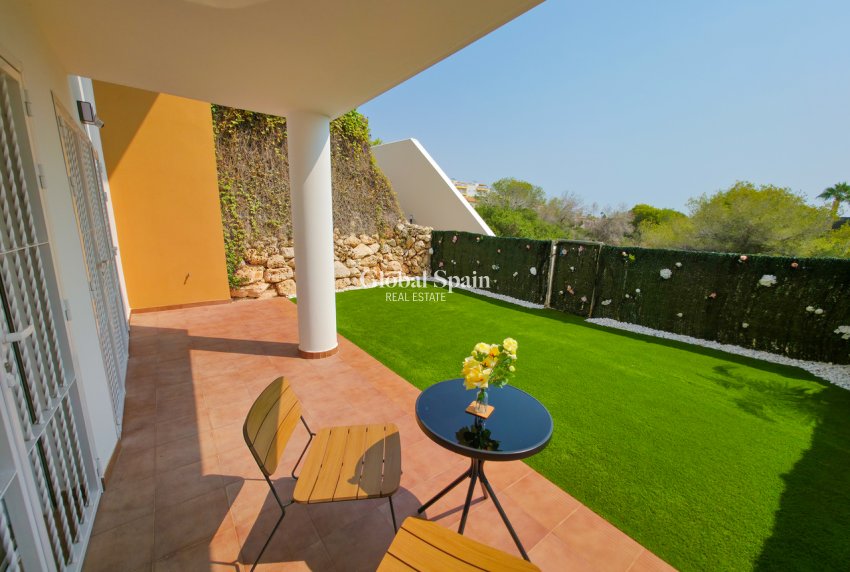 Revente - APPARTEMENT -
VILLAMARTÍN - Costa Blanca