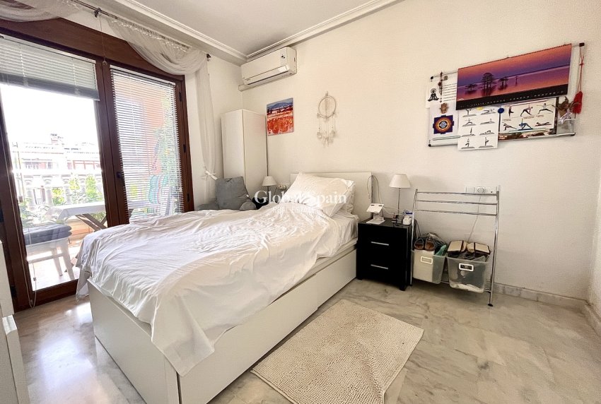 Revente - APPARTEMENT -
VILLAMARTÍN - Costa Blanca