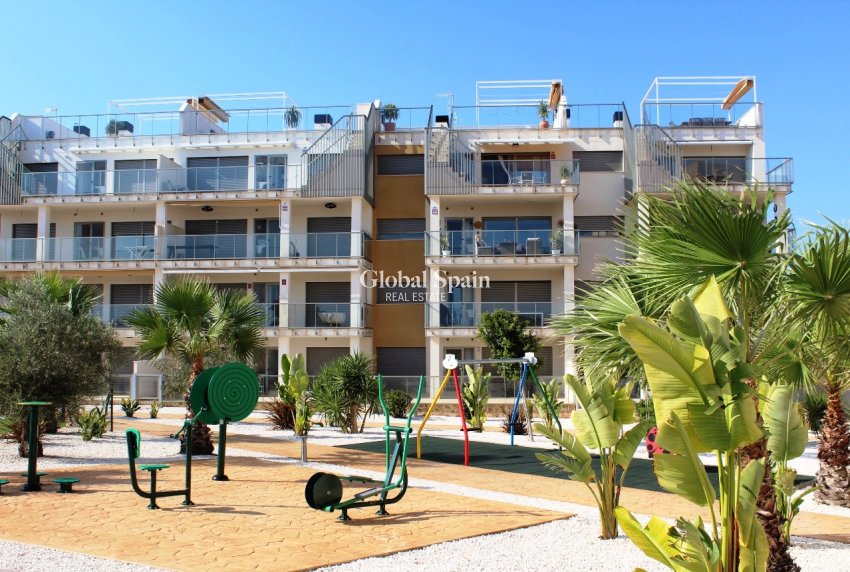 Revente - APPARTEMENT -
VILLAMARTÍN - Costa Blanca